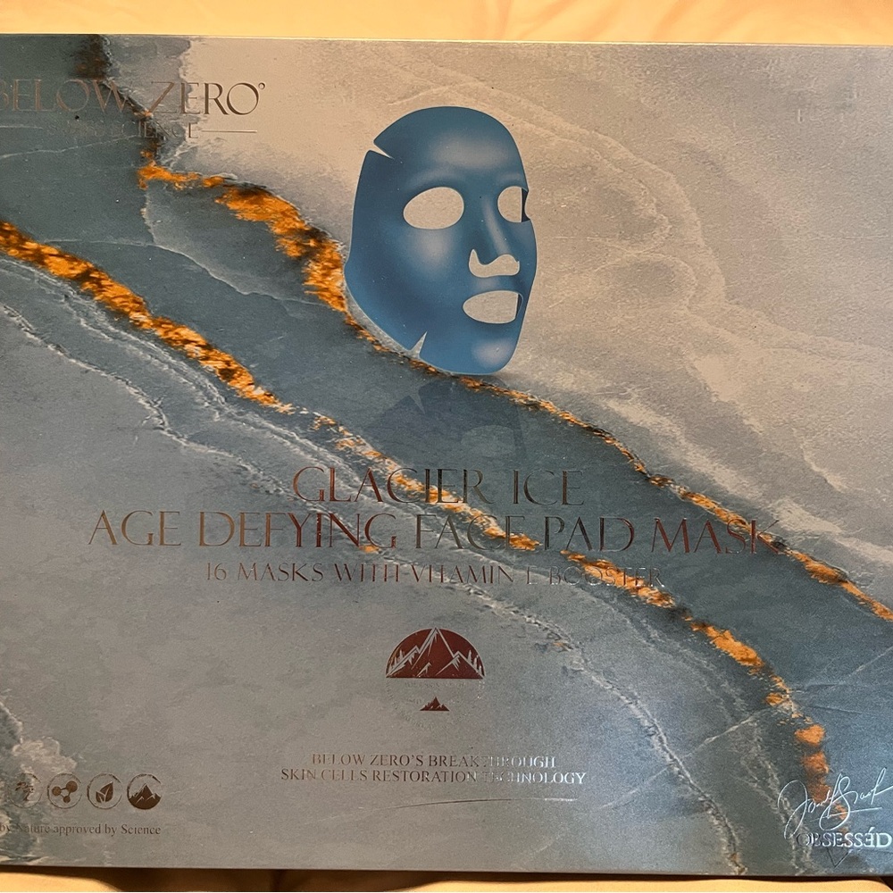 Below Zero Glacier Ice Face Mask